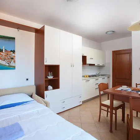 Al Porto Novigrad Istria